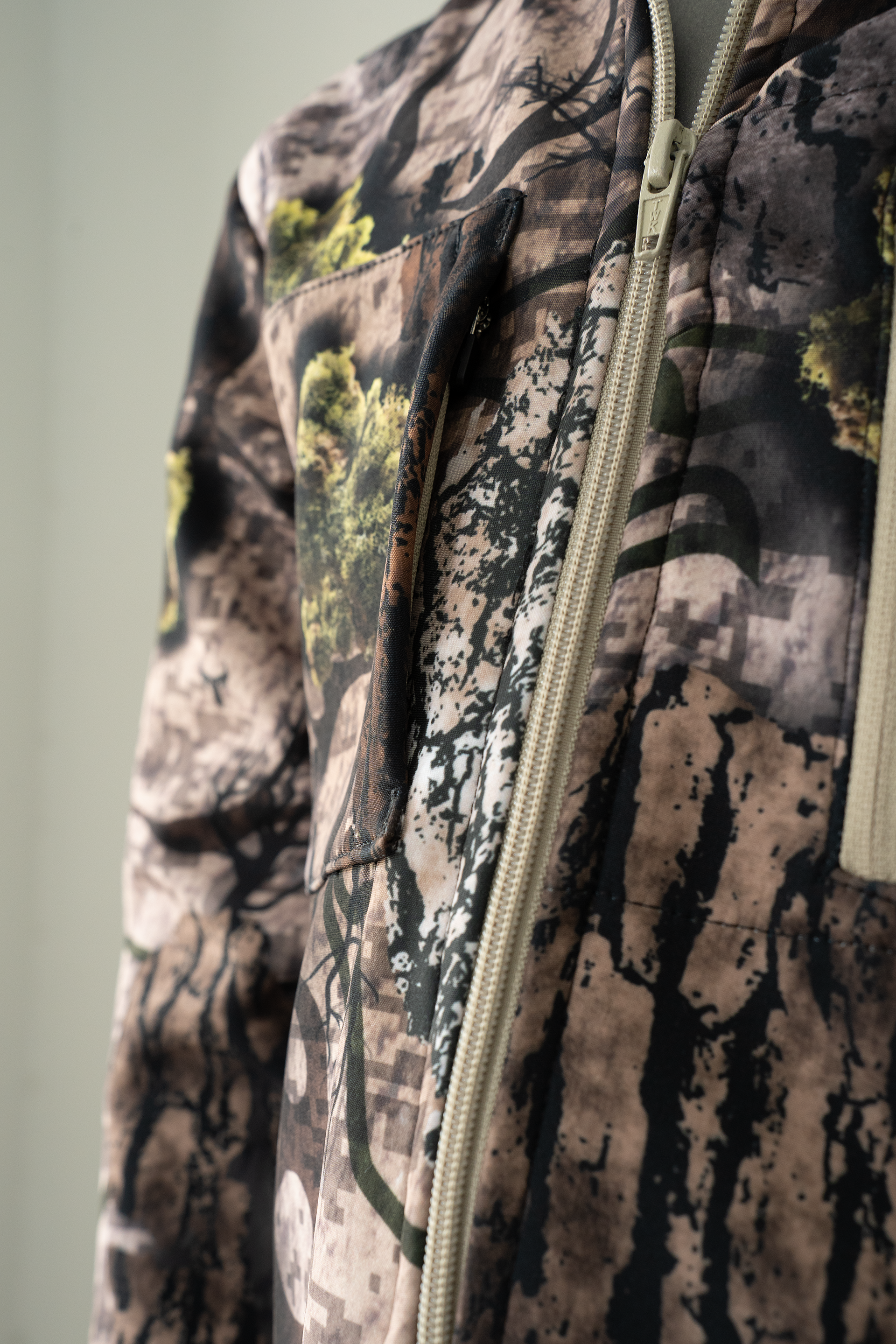 BIOMORPH Kids Camo Softshell Jacket